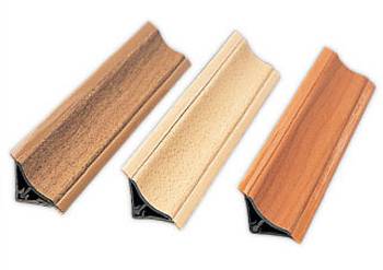 İÇ BÜKEY TEZGAHÜSTÜ PVC SÜPÜRGELİK 3 metre