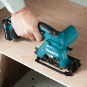 Makita HS301DWAE  Akülü Sunta Kesme  85mm  12 volt-2,0 amper