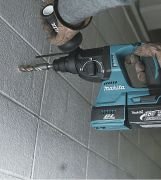 Makita DHR242RFE Akülü Kırıcı Delici Sds Plus
