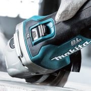 Makita DGA506Z  Akülü Avuç Taşlama 125 mm SOLO