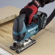 Makita DJV180RFJ Akülü Dekupaj Testere 18 Volt-3,0 Ah